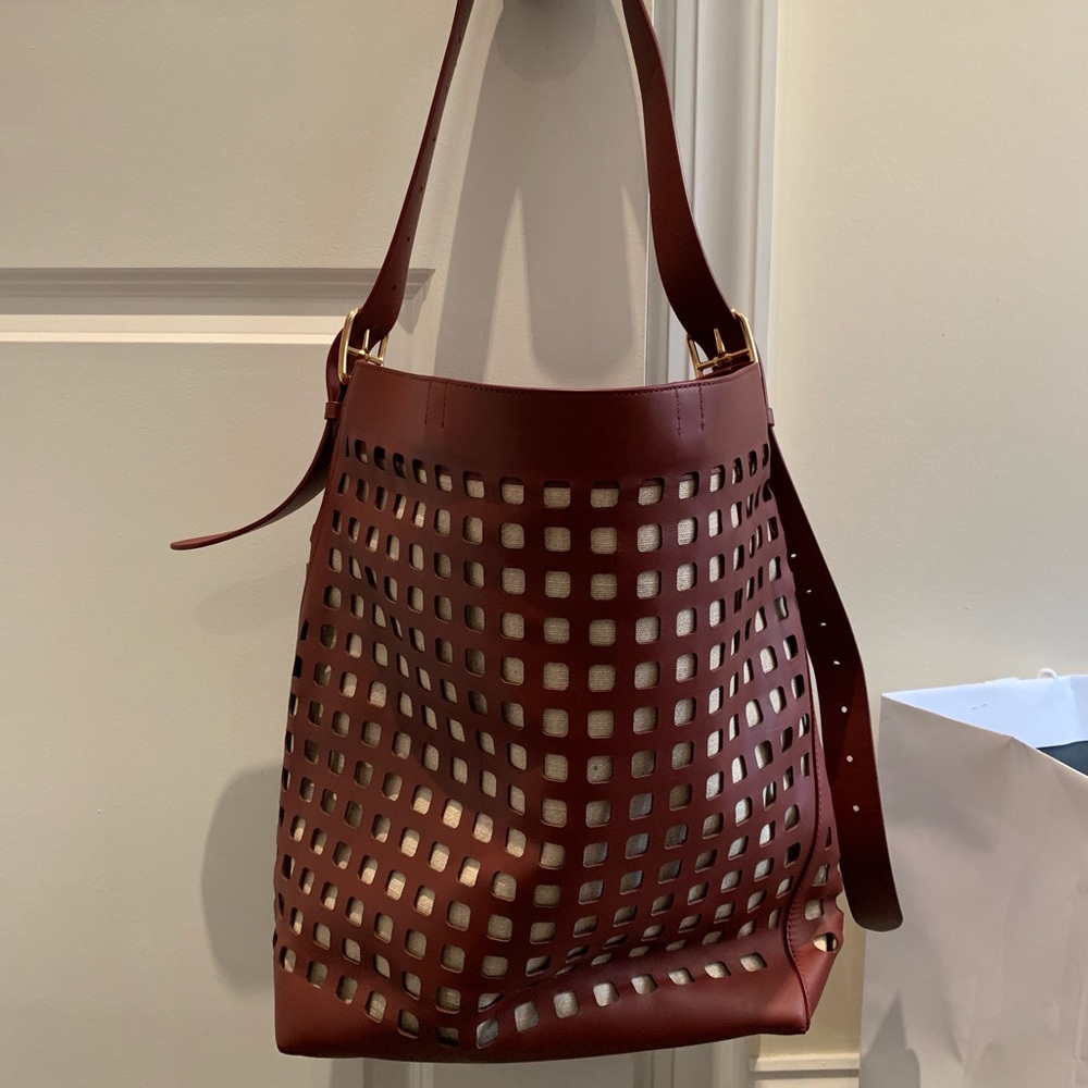 Diane Von Furstenberg bucket bag